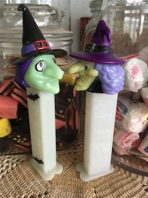 Witch candy dispenser toy